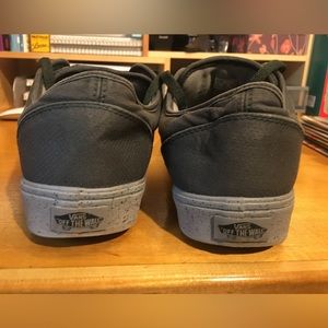 Vans Lightweight Ultra-cushion Shoes Mens size 11 Green EUC